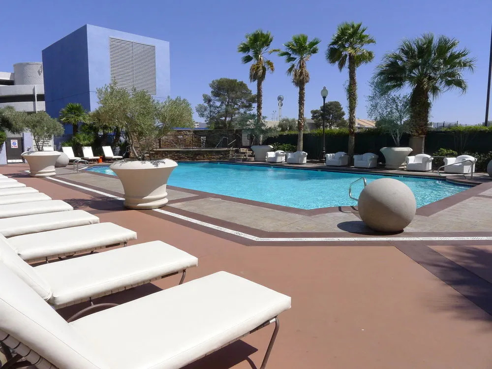Royal Resort