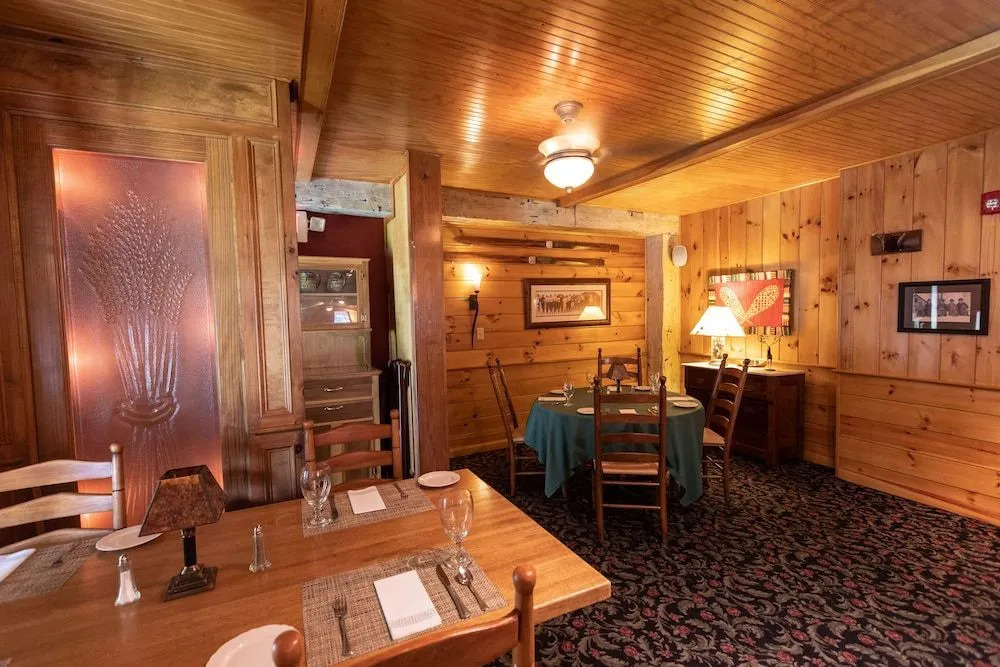 Waybury Inn