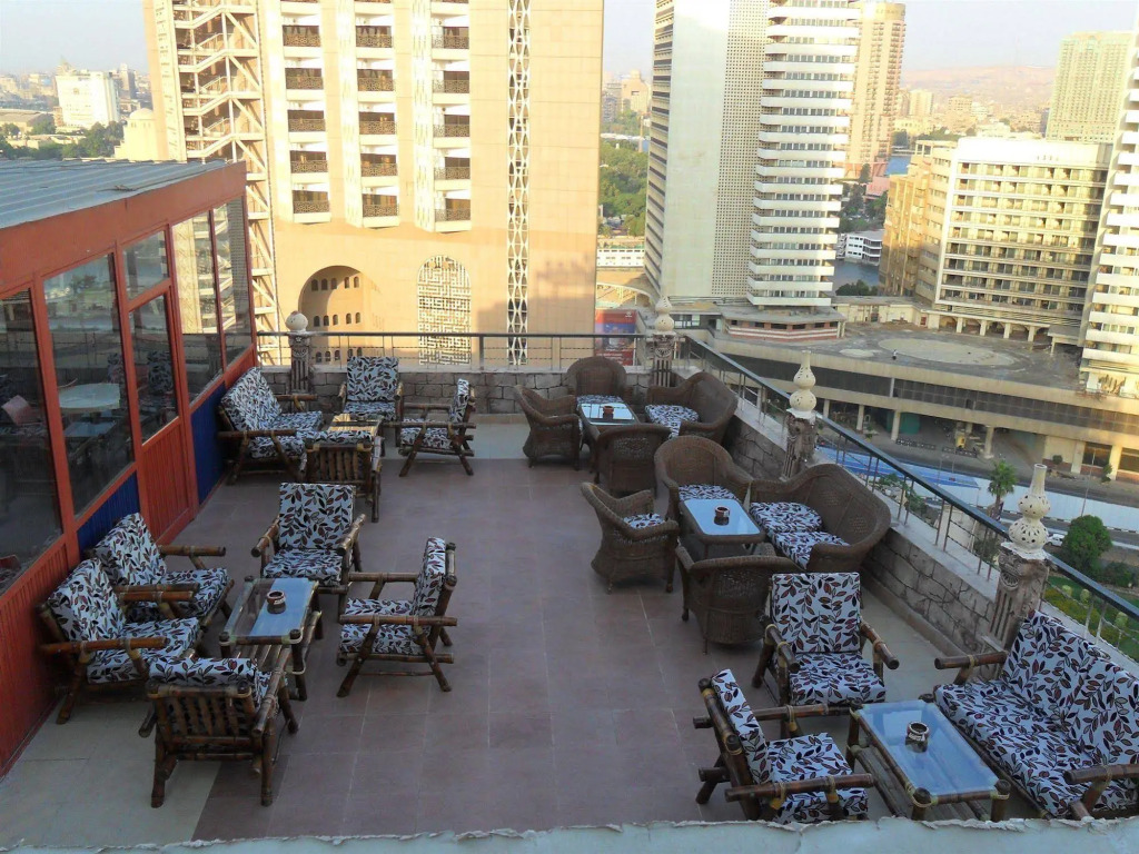EL Tonsy Hotel
