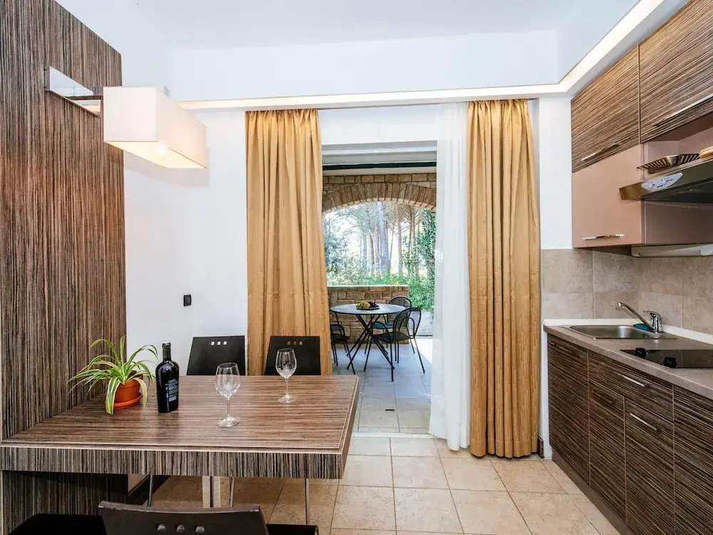 Zaton Apartment Near Sea Beach