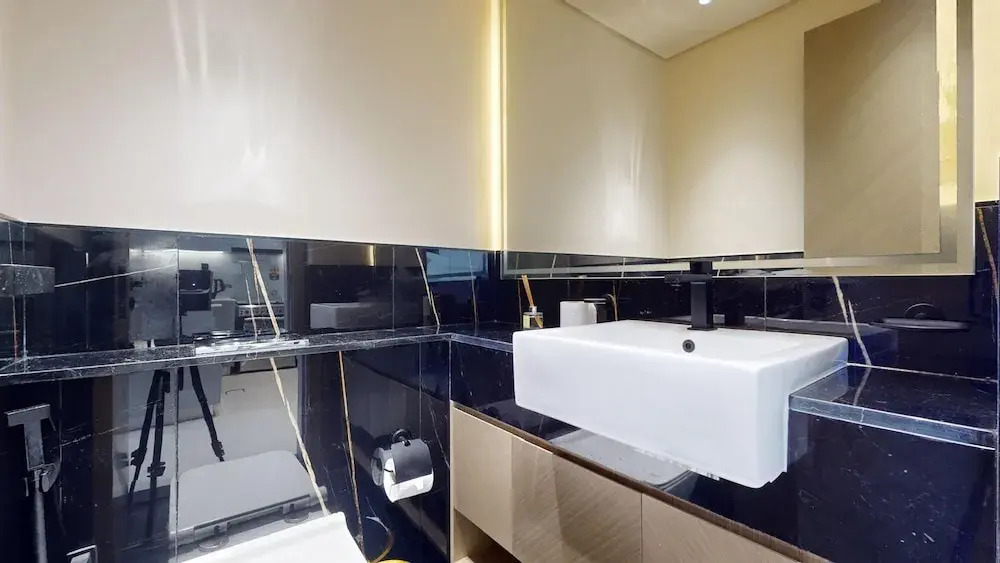Business Bay - Binghatti Canal 1403