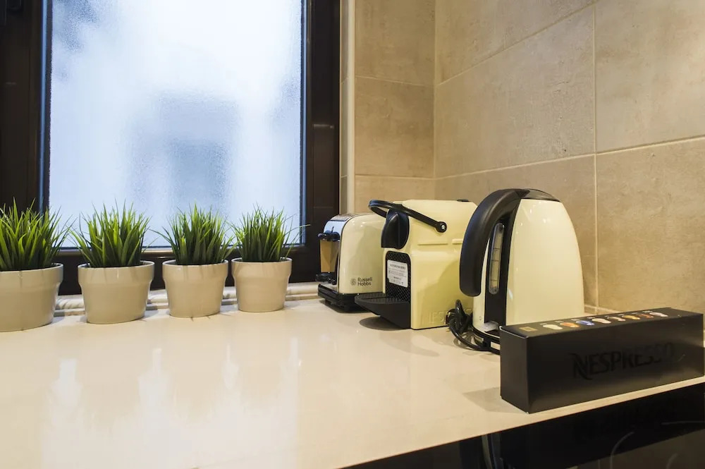 Apartamentos Salamanca Puerta Zamora, Centro, Wifi con salón y 2 dormitorios, Parking