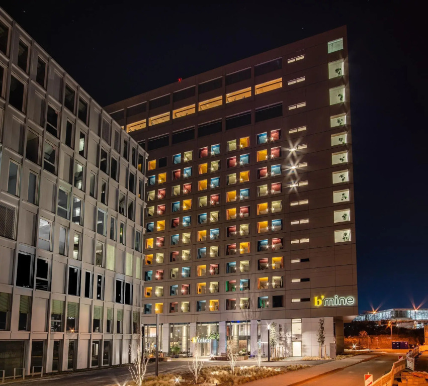 bmine Frankfurt Airport, WorldHotels Crafted