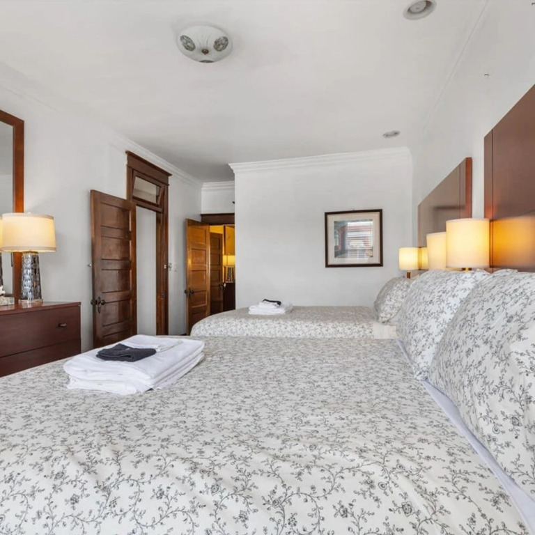 Family Group Trips to DC 4-br Close to Metro