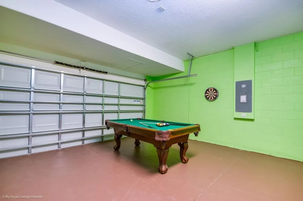 H5294 Ultimate 6 Bedroom 5 Bathroom Home With Pool