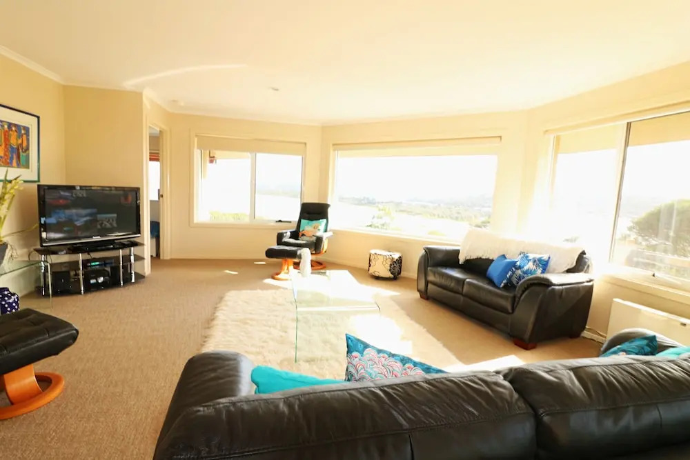 Bar Beach House