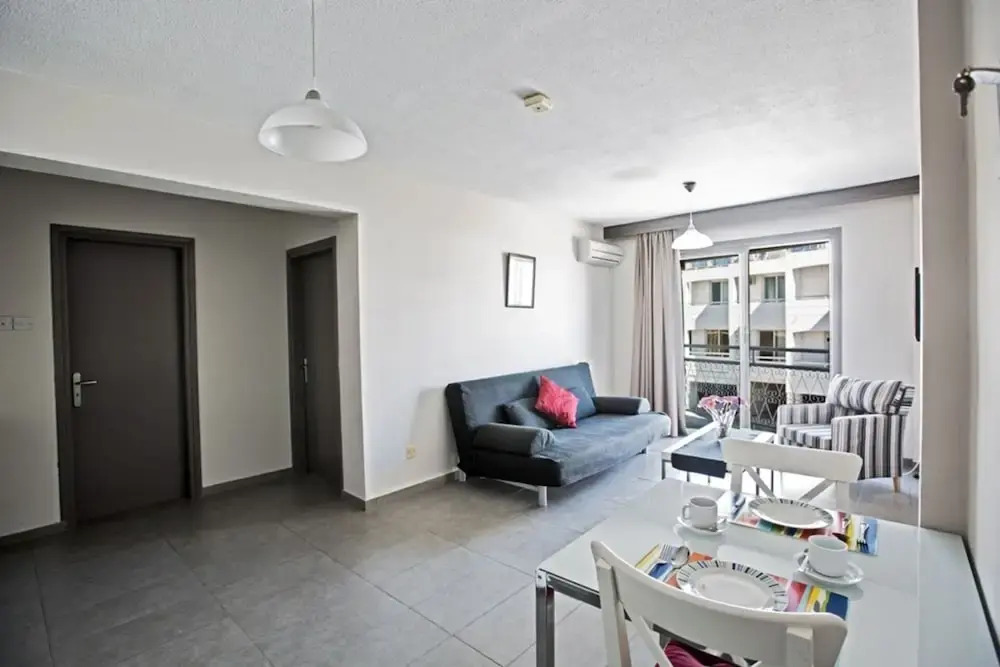 Beautiful Apartment With Communal Pool, Ayia Napa Apartment 1328