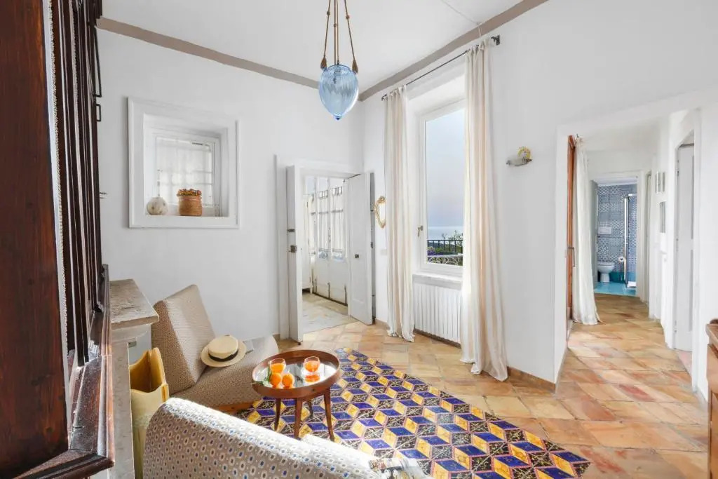 7 bedrooms house with sea view enclosed garden and wifi at Massa Lubrense 2 km away from the beach