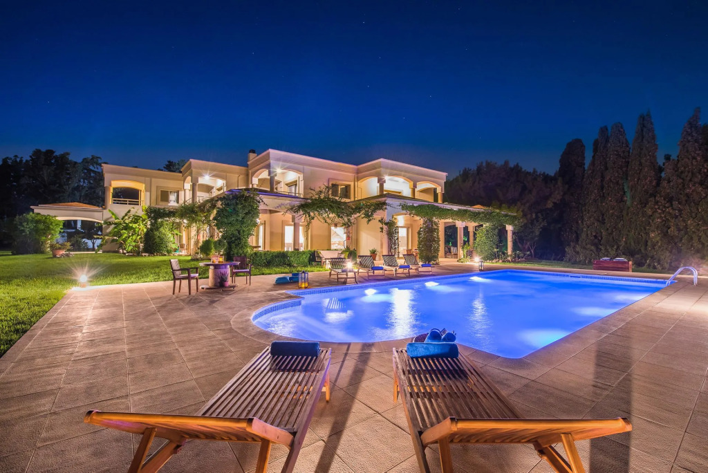 Bello Blu Estate Luxury Mediterranean Villa