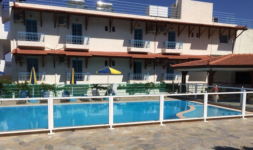 Stavros Apartments