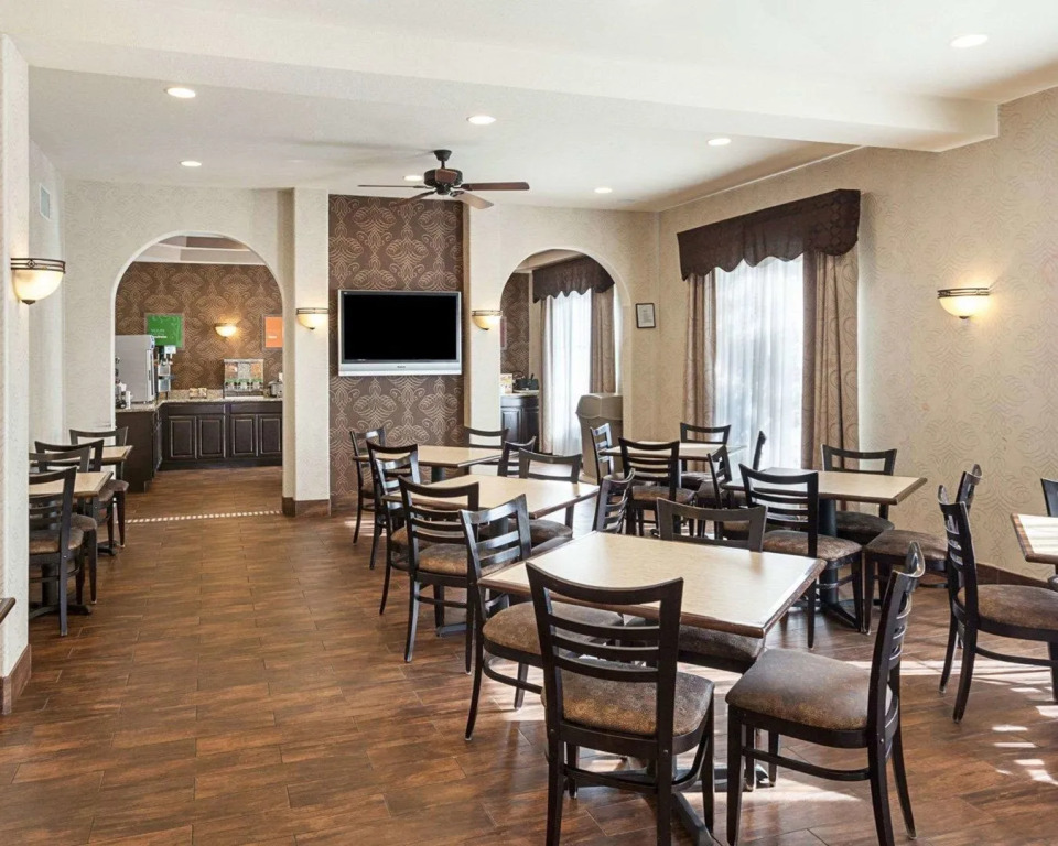 Spark By Hilton San Antonio Near Seaworld