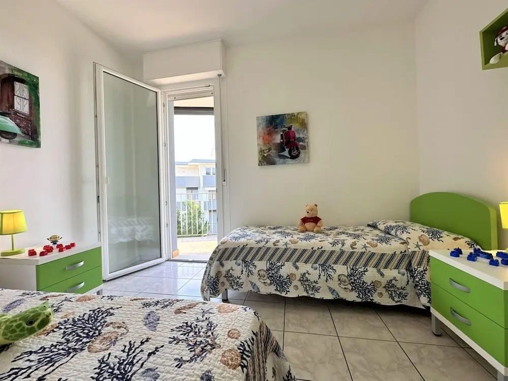 Renovated Flat With Huge Balcony - Beahost