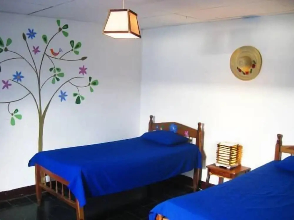 Hostal MALINCHE LEON
