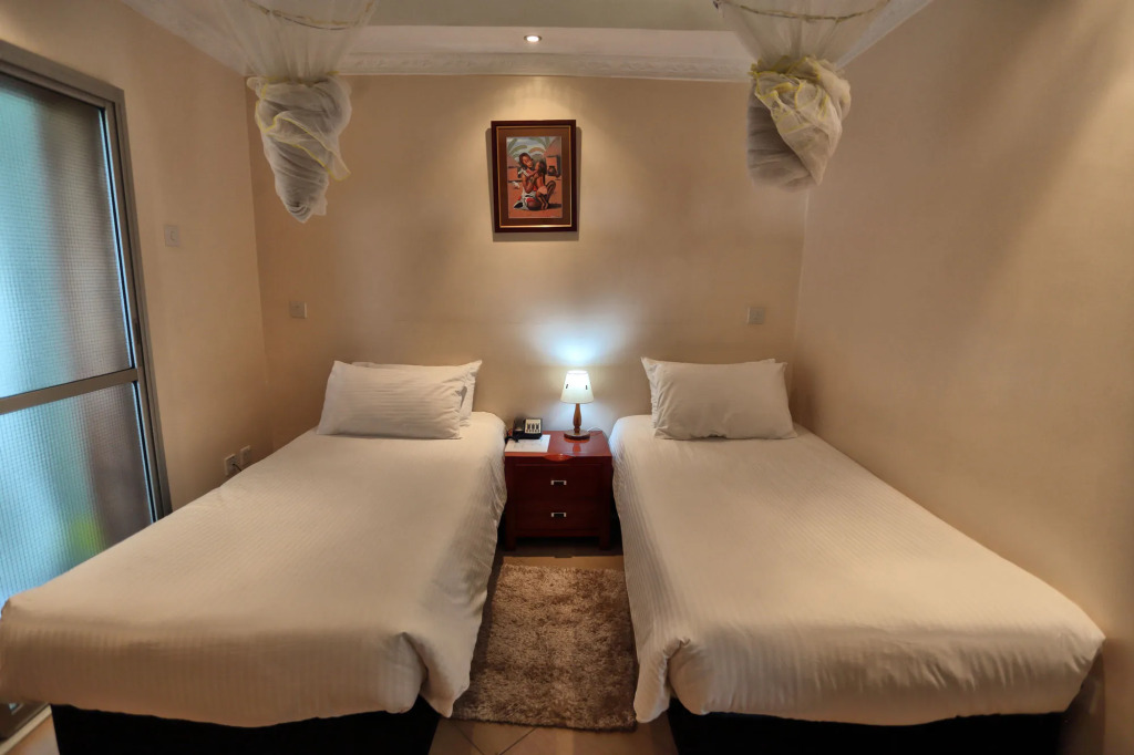 Longview Suites