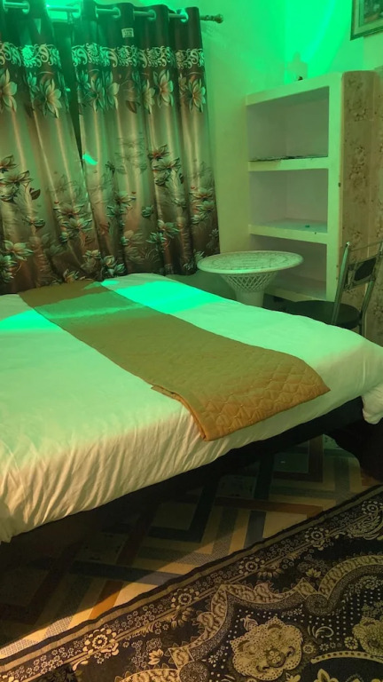 Kashi family stay