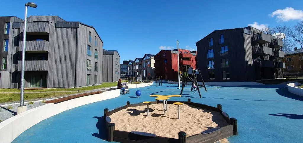 Dream Stay - Brand New Apartment with Balcony & Free Parking