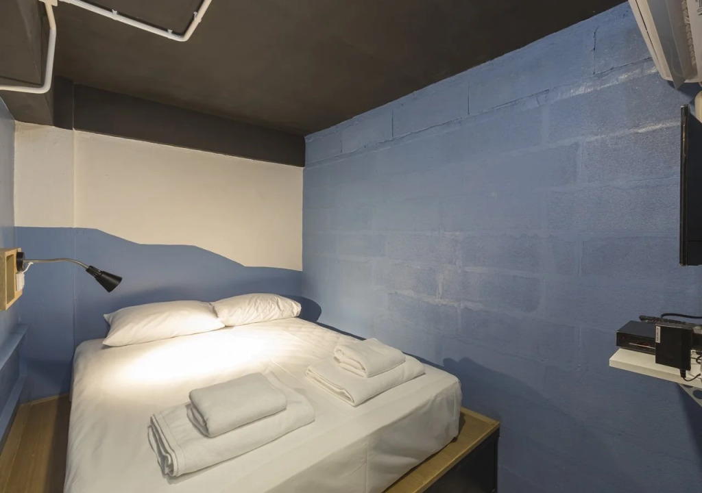Fun Hostel Phuket Patong - Adults Only