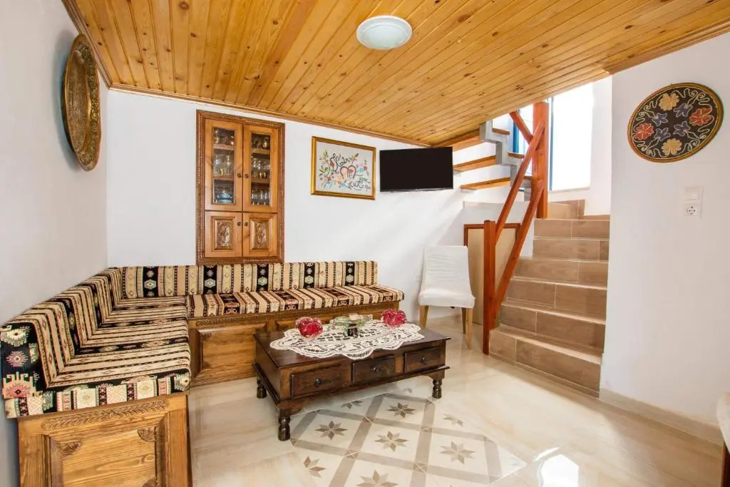 Maria House