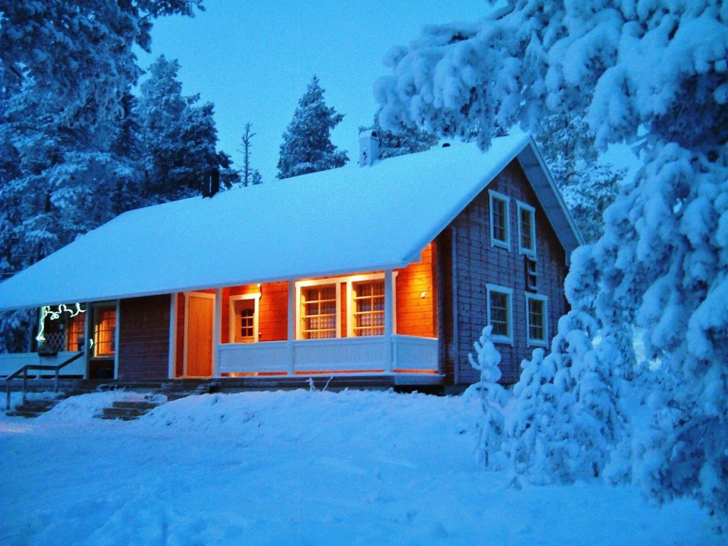 Arctic Light Apartments