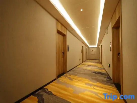 Yijia 365 Chain Hotel (Jingxin Street Store, Jingxian County)