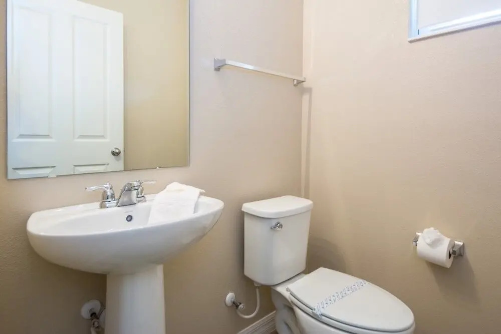 H2u - Gaston - Cb3181 4 Bedroom Townhouse