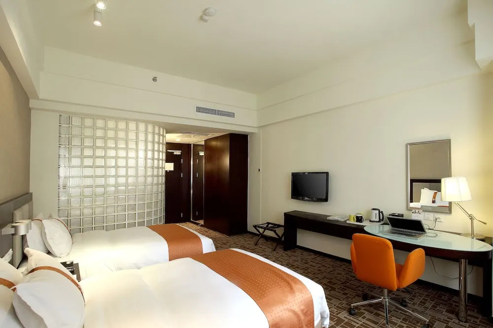 Holiday Inn Express Wuhou