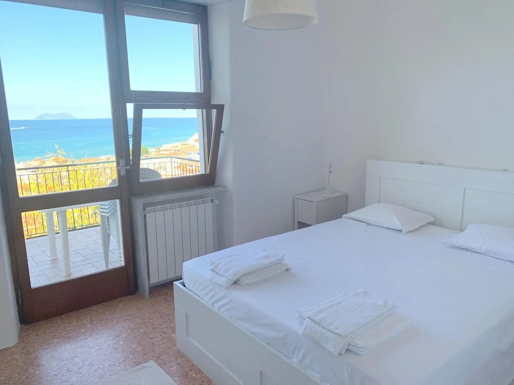 Apartment With 3 Bedrooms In Sperlonga With Wonderful Sea View Enclosed Garden And Wifi