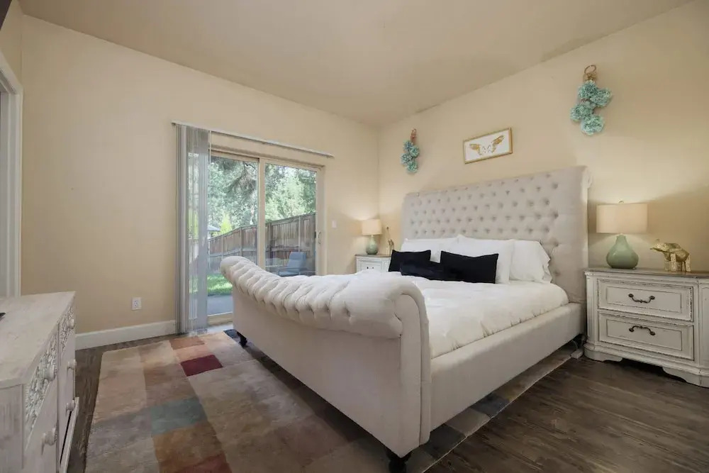 Charming Bend Sanctuary for 6!