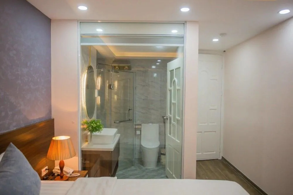 Green Hotel & Apartment HN - by BAY LUXURY