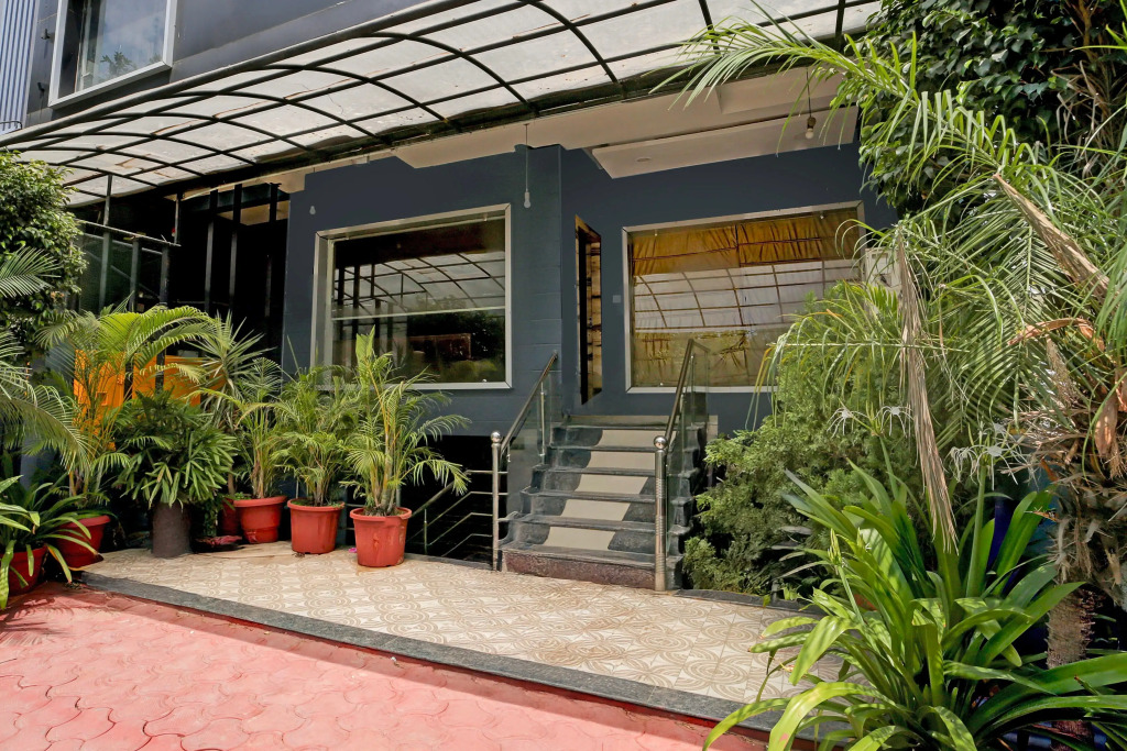 Super Collection O ISKCON Radha Govind Formerly Hotel Shivom