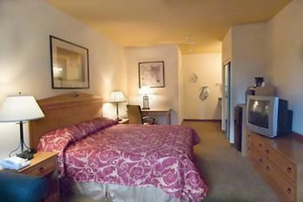 Garden Inn Hotel
