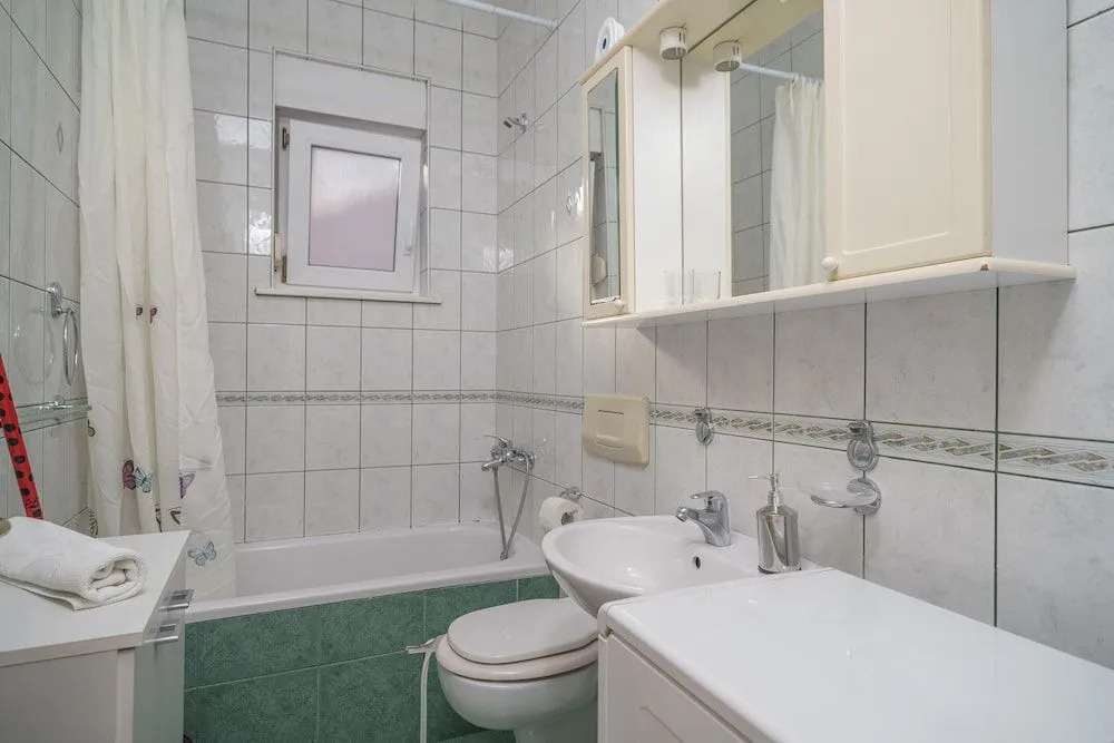 Apartment Nedoklan