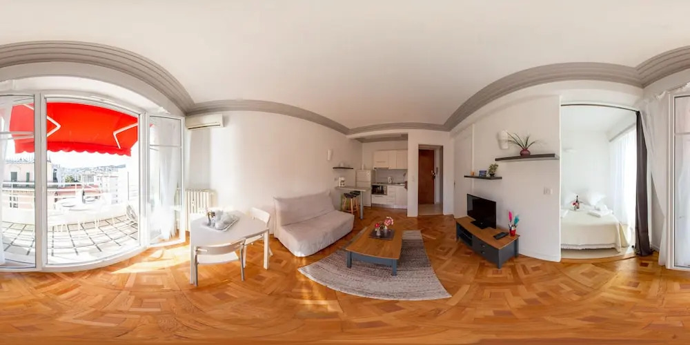 Beautiful Apartment near the sea