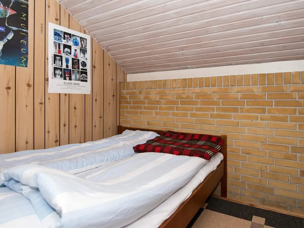 6 person holiday home in Ebeltoft