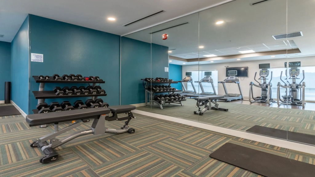 Holiday Inn Express & Suites Marion by IHG