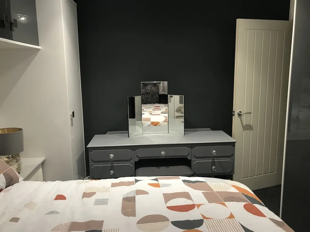 Stunning 3-bed House in Cardiff