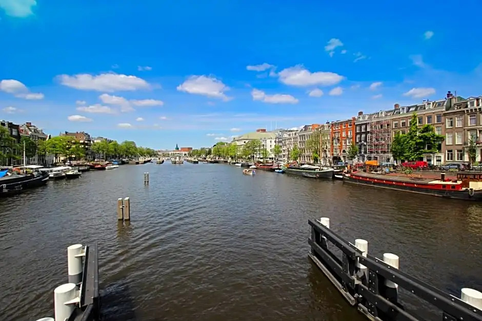 Large 4p canal apartment Prinsengracht
