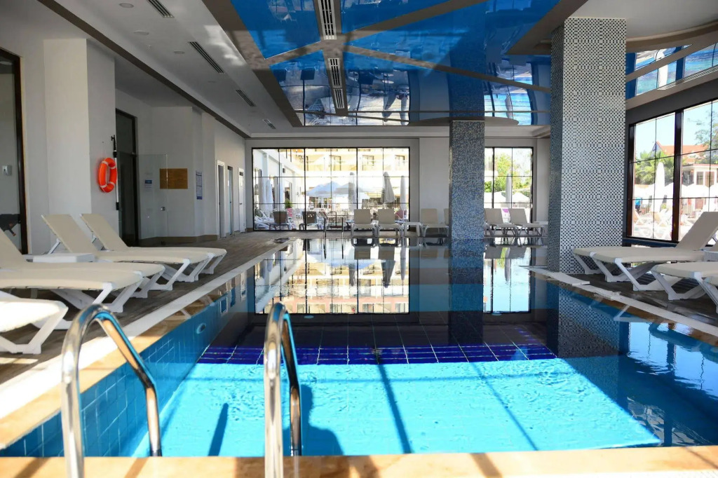 Glamour Resort & SPA