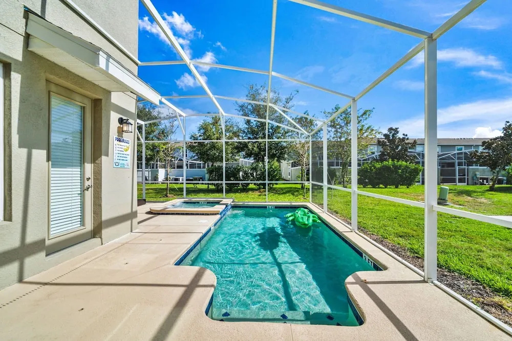 Fabulous Villa 5Bd Pool & Spa - Next to Disney 611