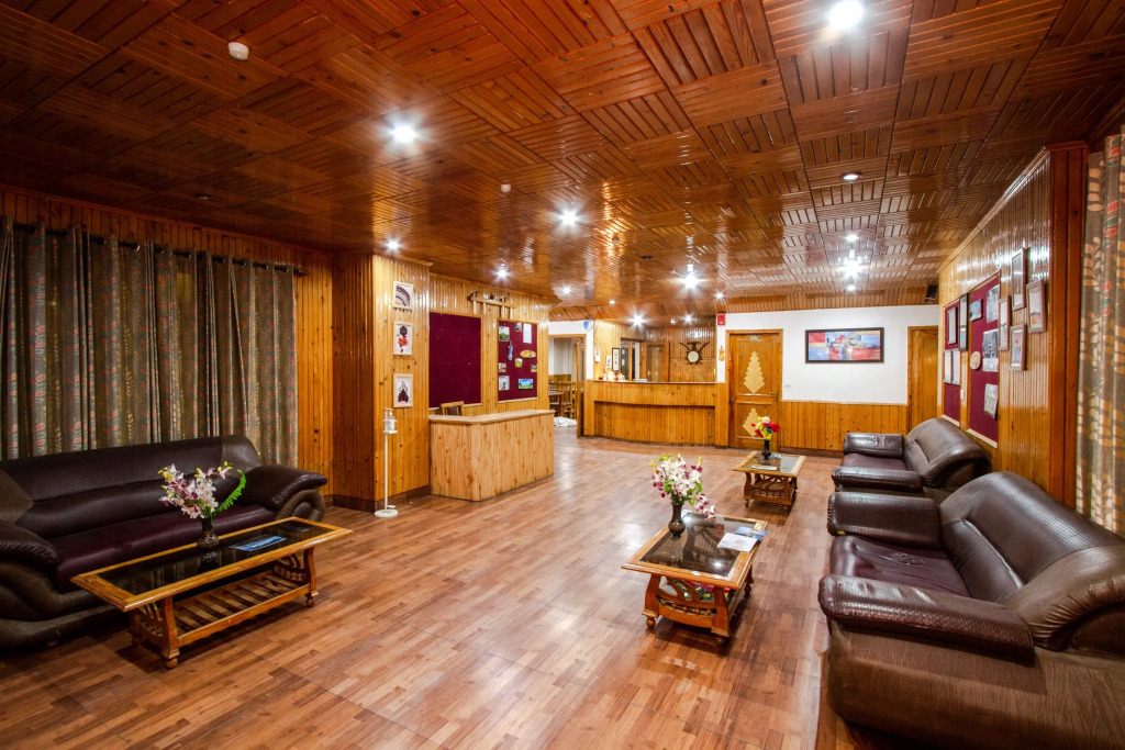 Hotel Prini Palace Manali