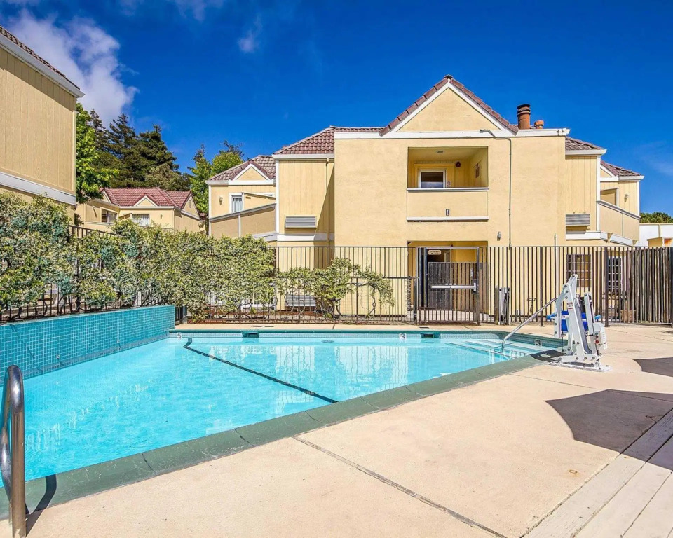 Quality Inn & Suites Capitola By the Sea