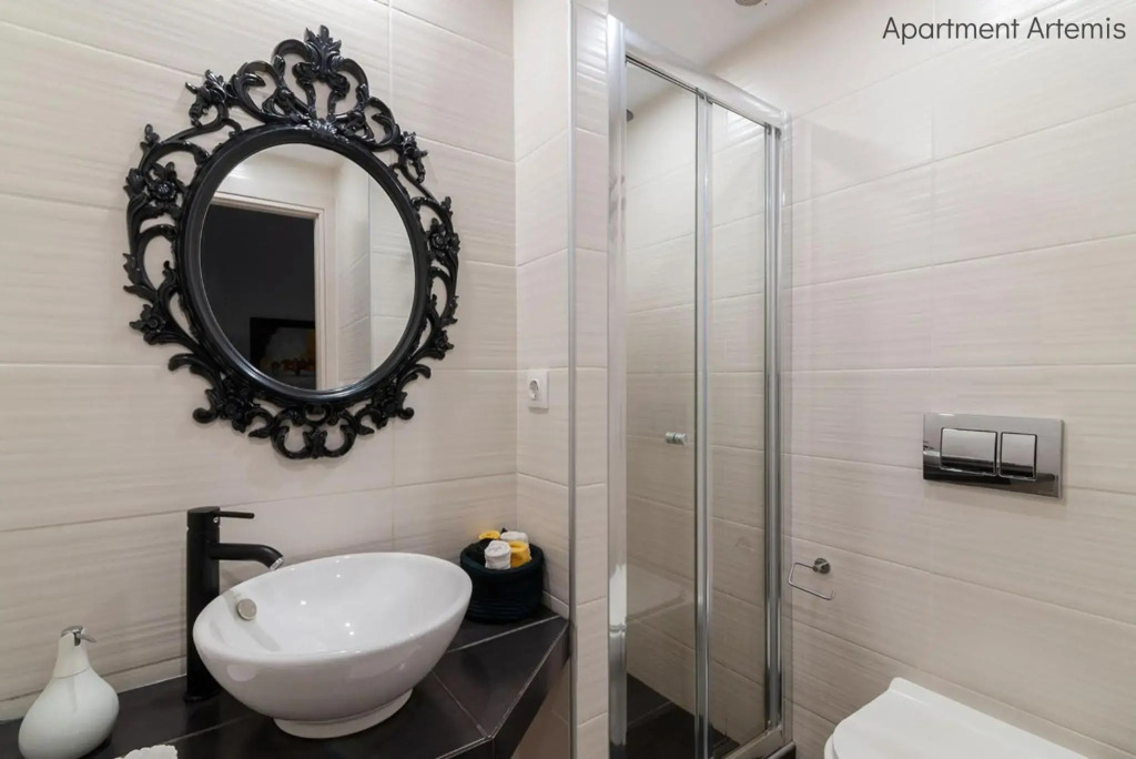 Apollo & Artemis by Heloni Apartments