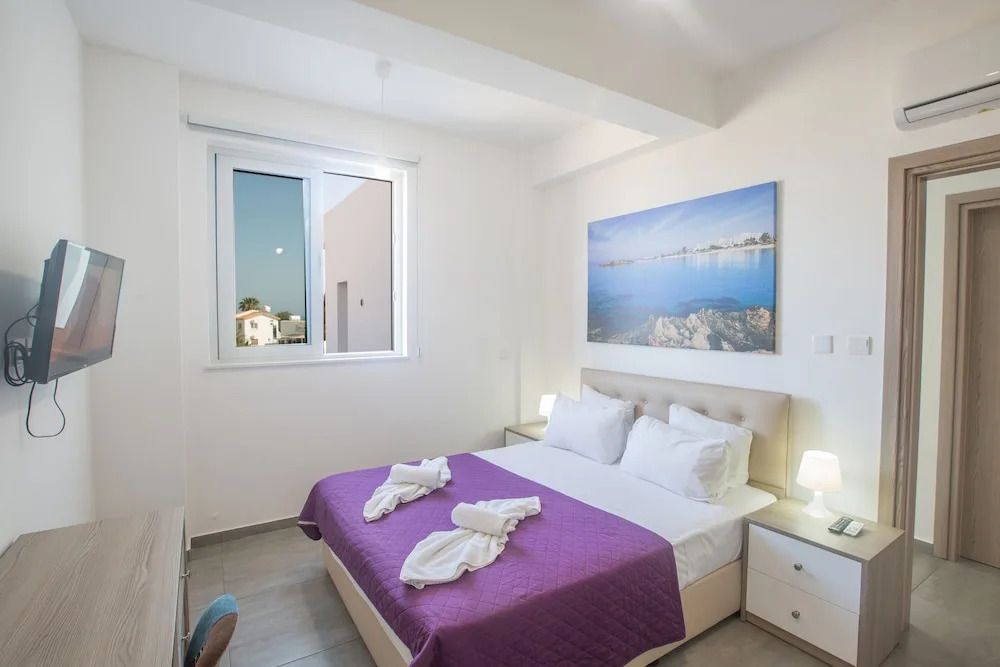 Villa Prpo490a, Stunning 5bdr Protaras Villa With Pool, Close to the Beach