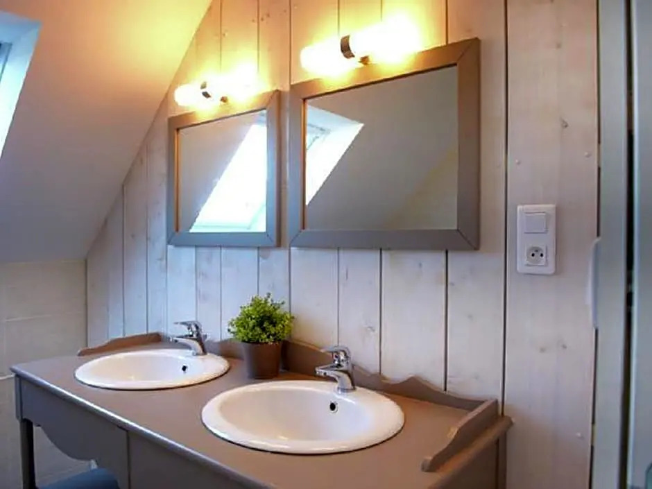 Modern villa in Plouneour-Trez  with private pool