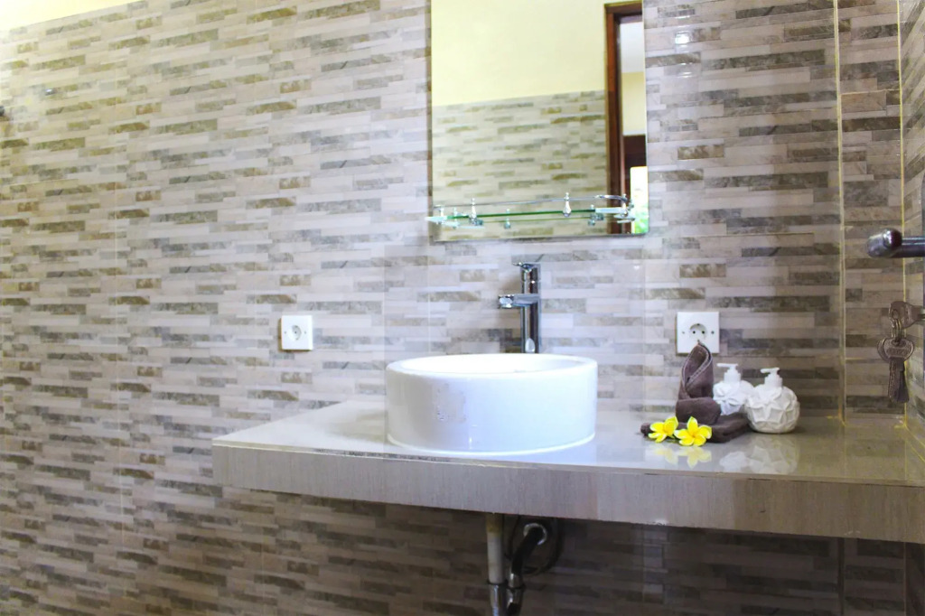 CR Tris Rooms Seminyak