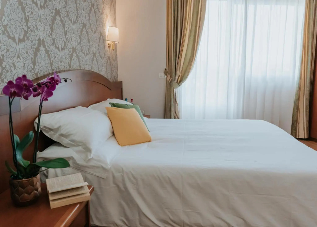 Hotel Flora