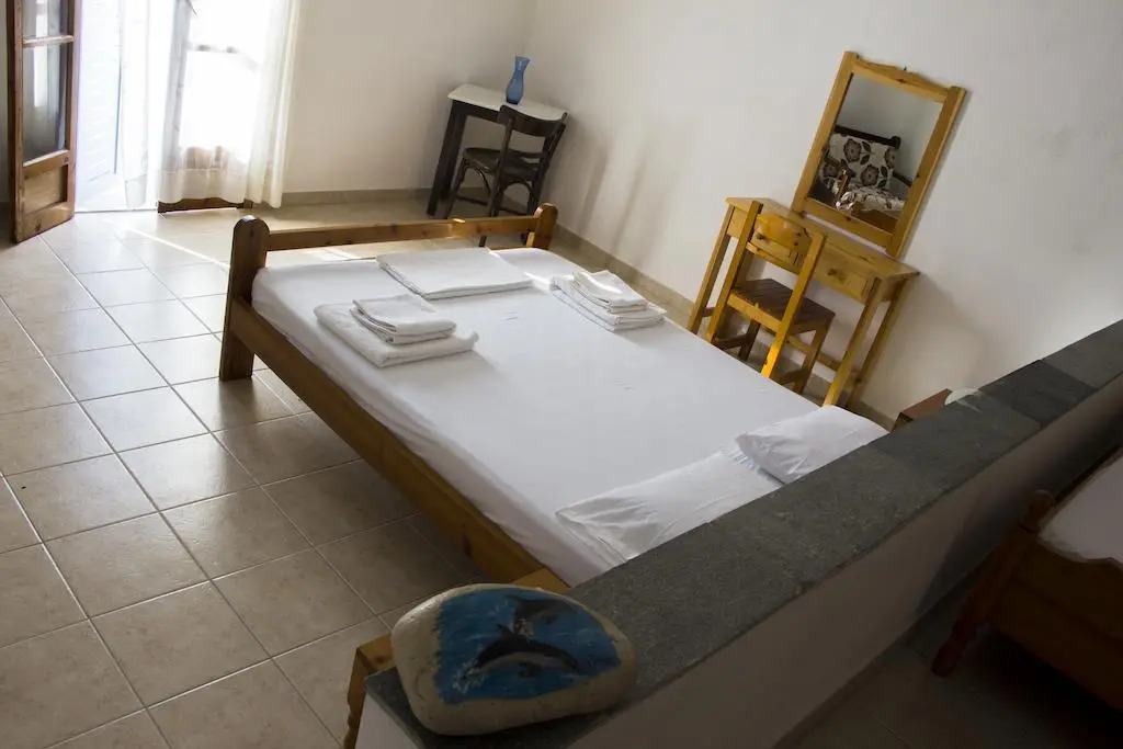 Perigiali Rooms & Apartments Folegandros