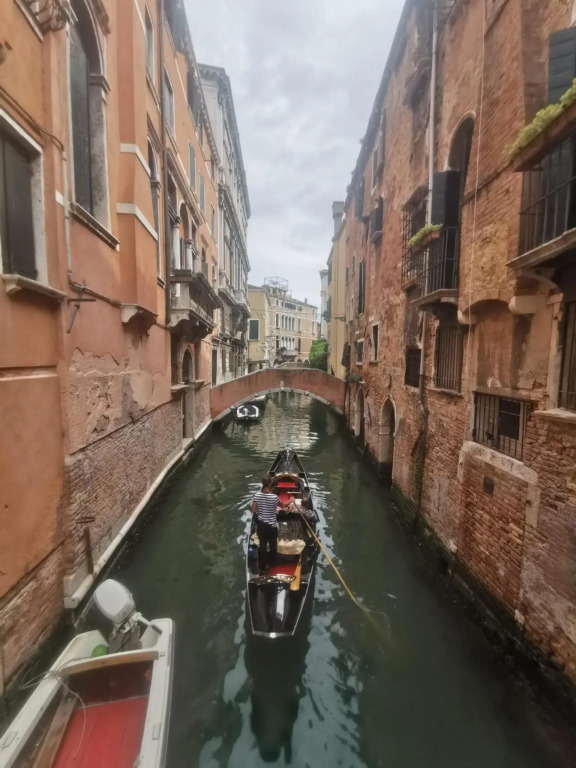 Canal View Studio Flat