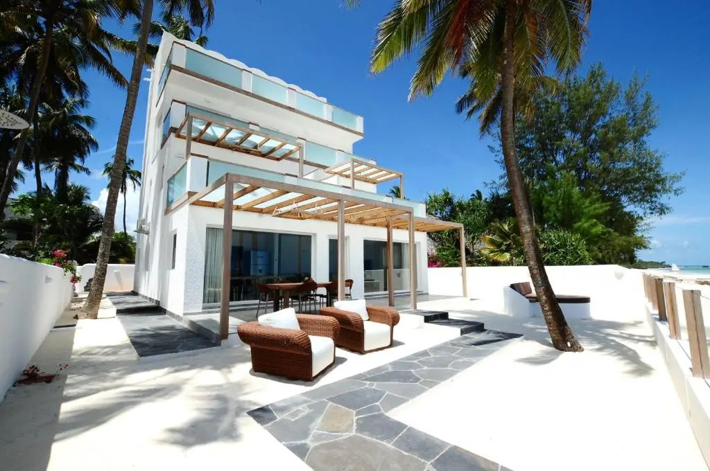 Amani Home - Moja Private Beach Suite
