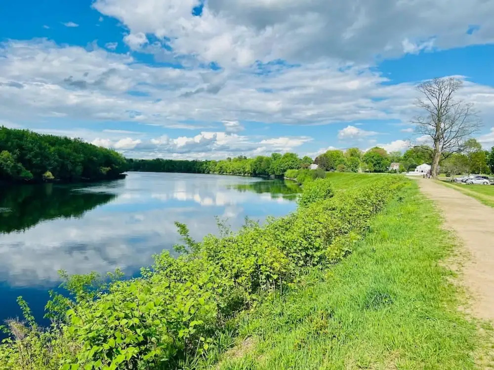 Hadley Amherst Location Explore the Valley Colleges